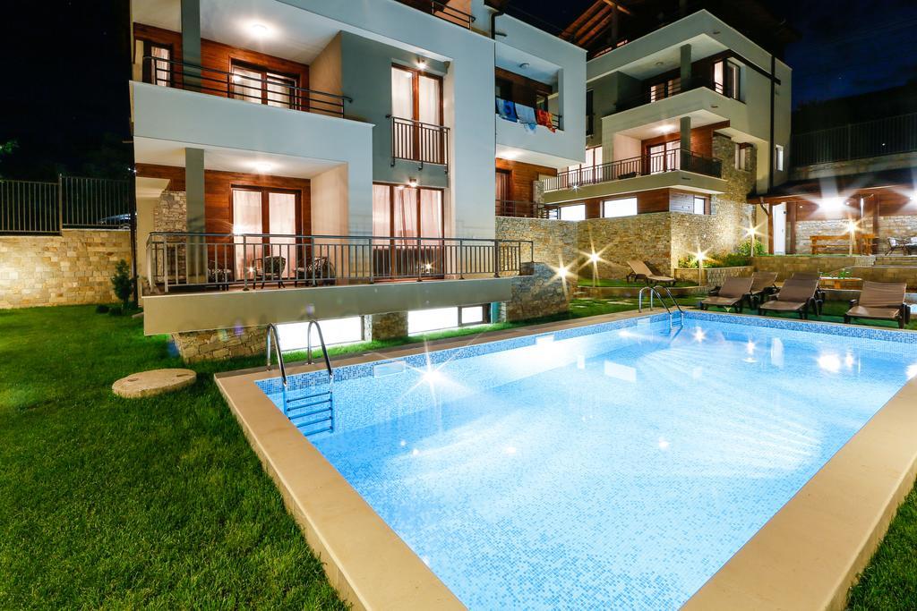 Twin House Hotel ออร์คนายโนโว่ ภายนอก รูปภาพ